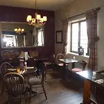 Bed & Breakfast Royal Oak 3*